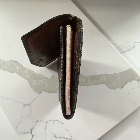 Vintage Louis Vuitton Monogram Sarah Wallet - Picture 4 of 14